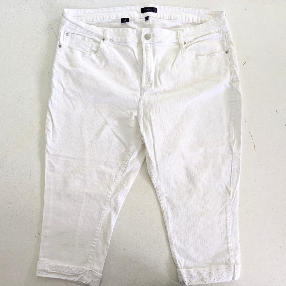 white nydj rhinestone capris